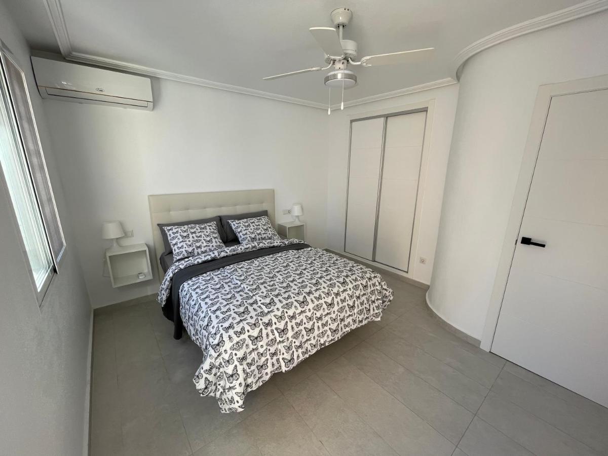 Casa Alexandra - Cosy 2Bedroom Duplex ตอร์เรเวียคา ภายนอก รูปภาพ