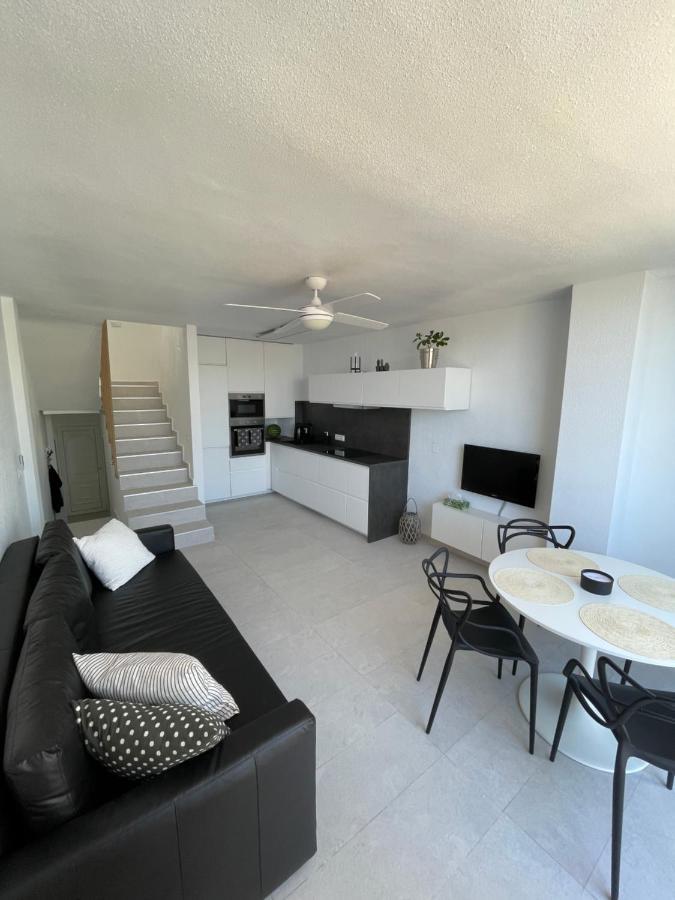 Casa Alexandra - Cosy 2Bedroom Duplex ตอร์เรเวียคา ภายนอก รูปภาพ